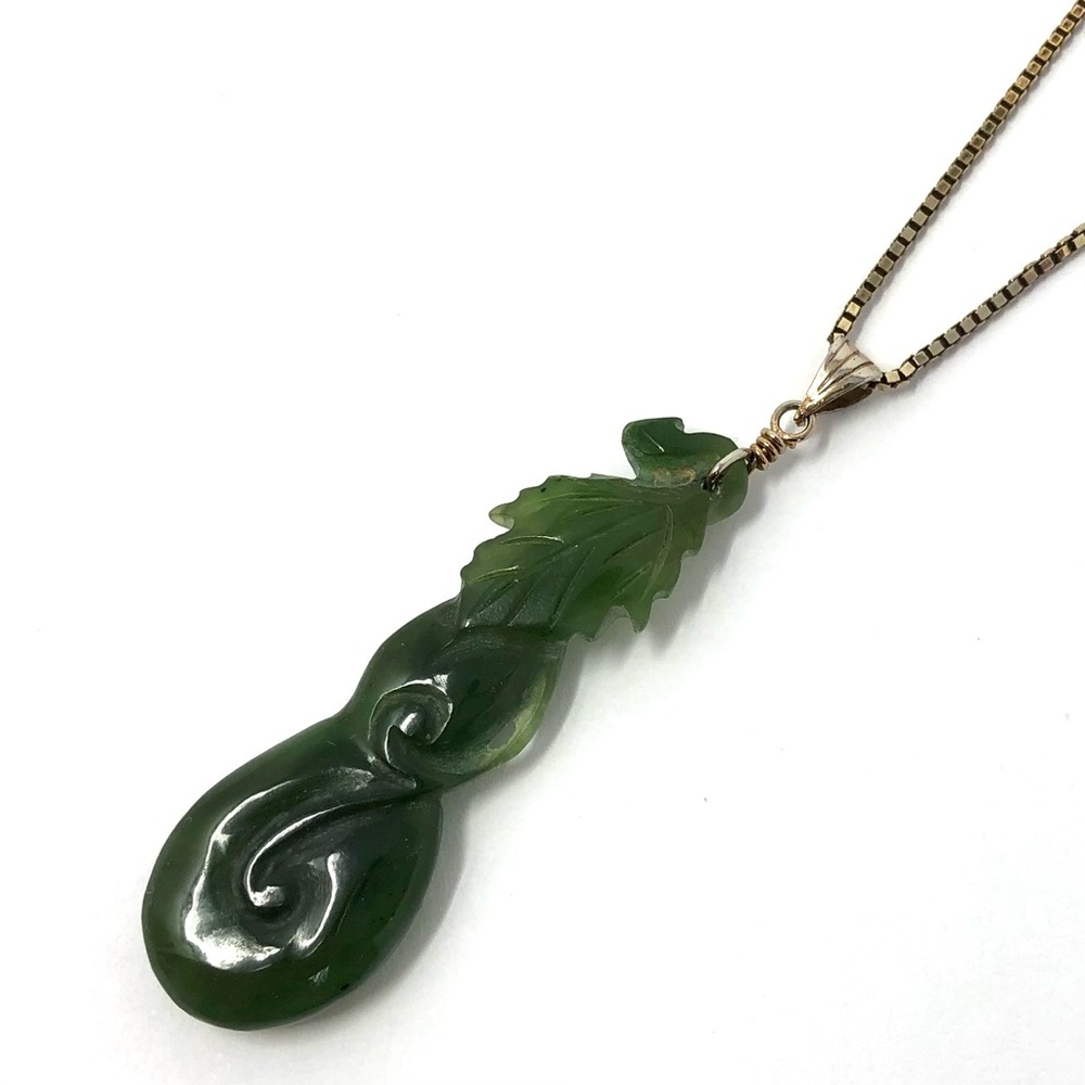 Vintage hand carved jade gourd pendant on 20" sterling silver gold vermeil chain